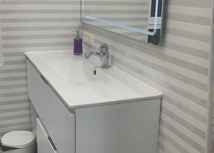 Wonderful Con Bano منزل للإقامة *